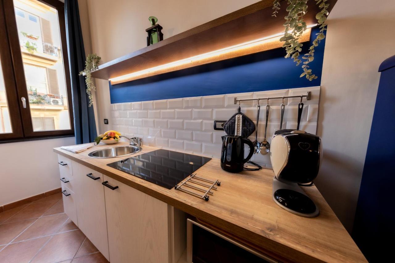 Sebeto Duomo Apartment Наполи Екстериор снимка